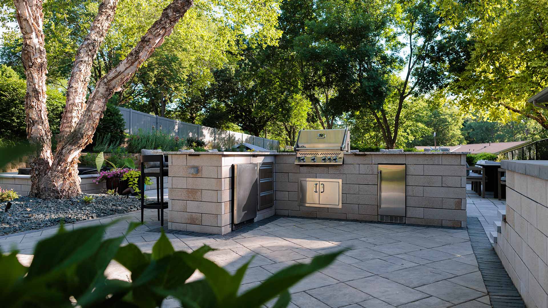 4 Factors to Consider When Designing Your Outdoor Kitchen