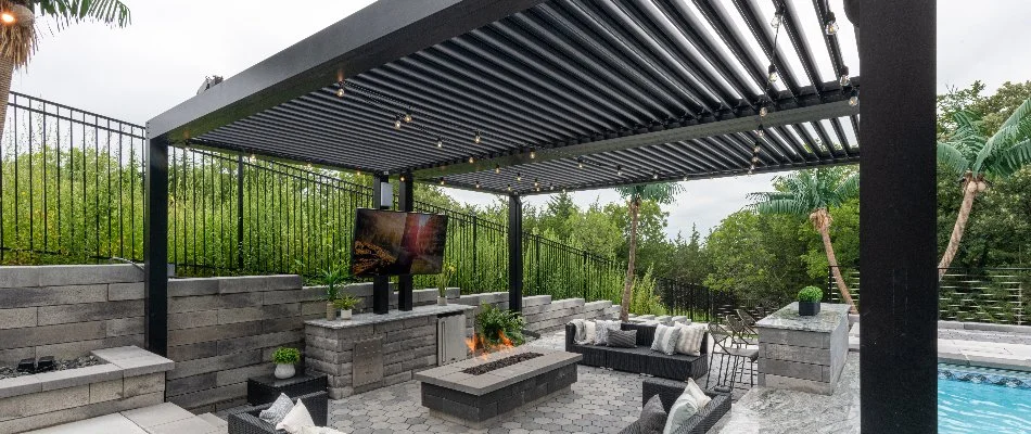 Metal pergola with fire pit in Omaha, NE.