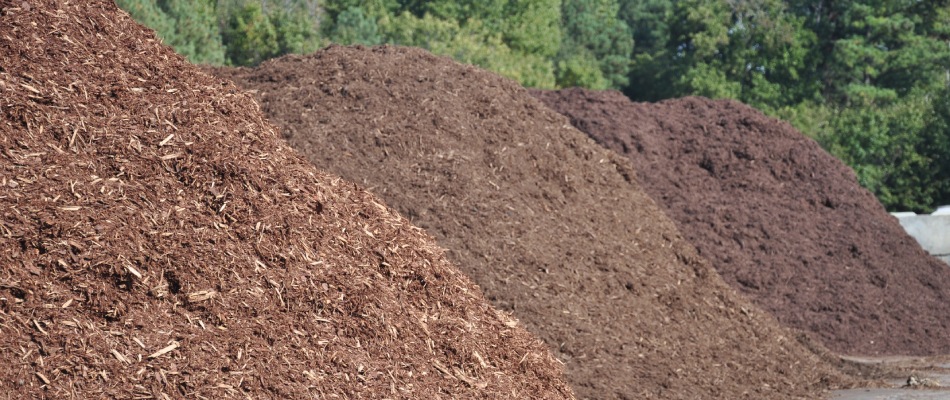 Mulch mounds displaying in Omaha, NE.