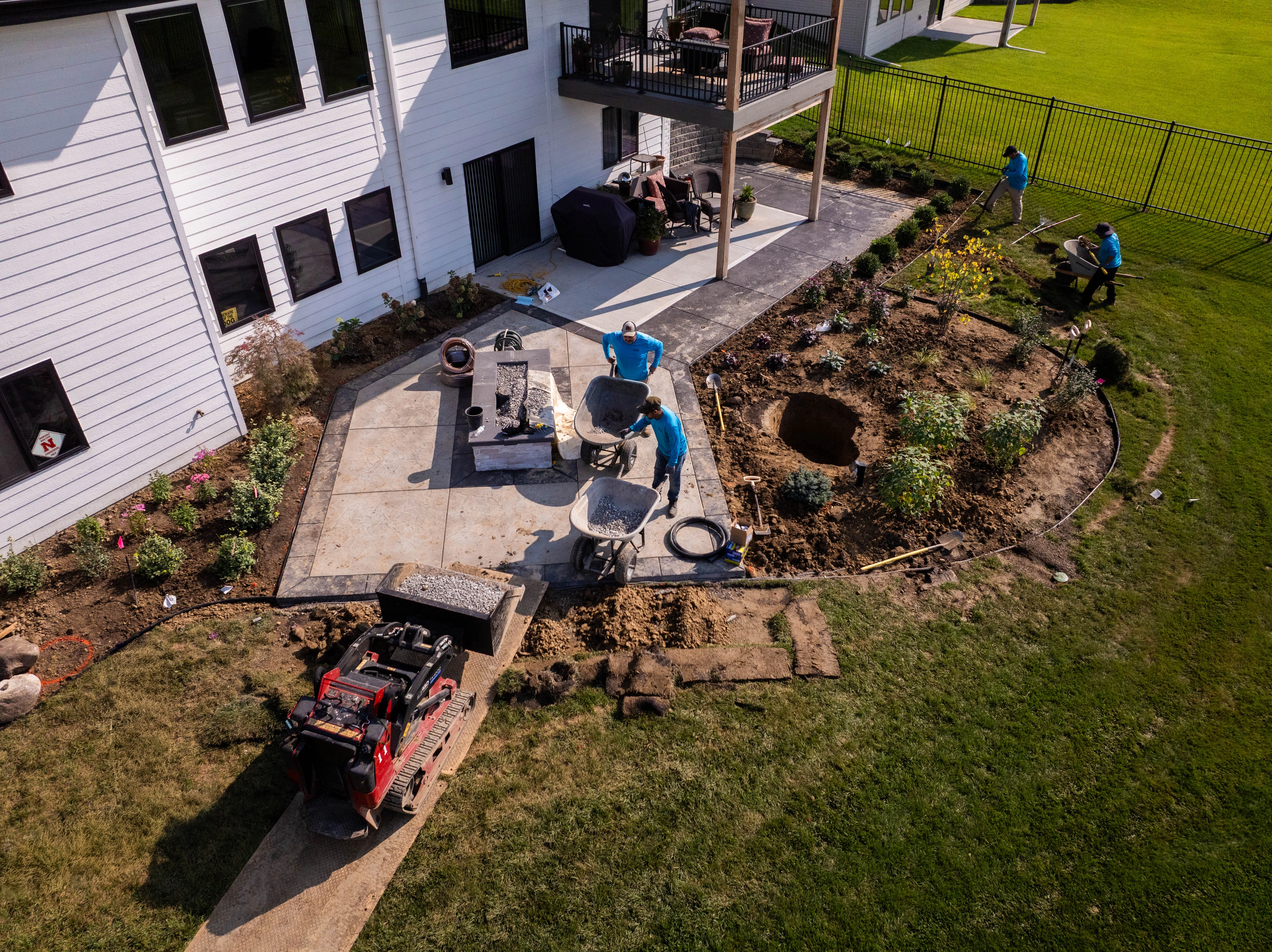 How to Design a Backyard Landscape